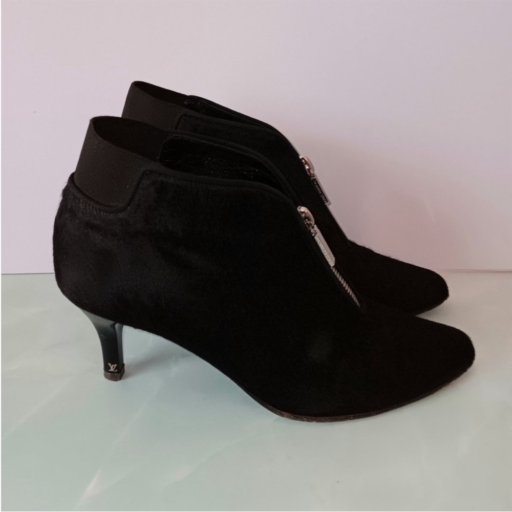 Louis Vuitton ankle bootie